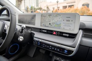 2022-Hyundai-Ioniq-interior